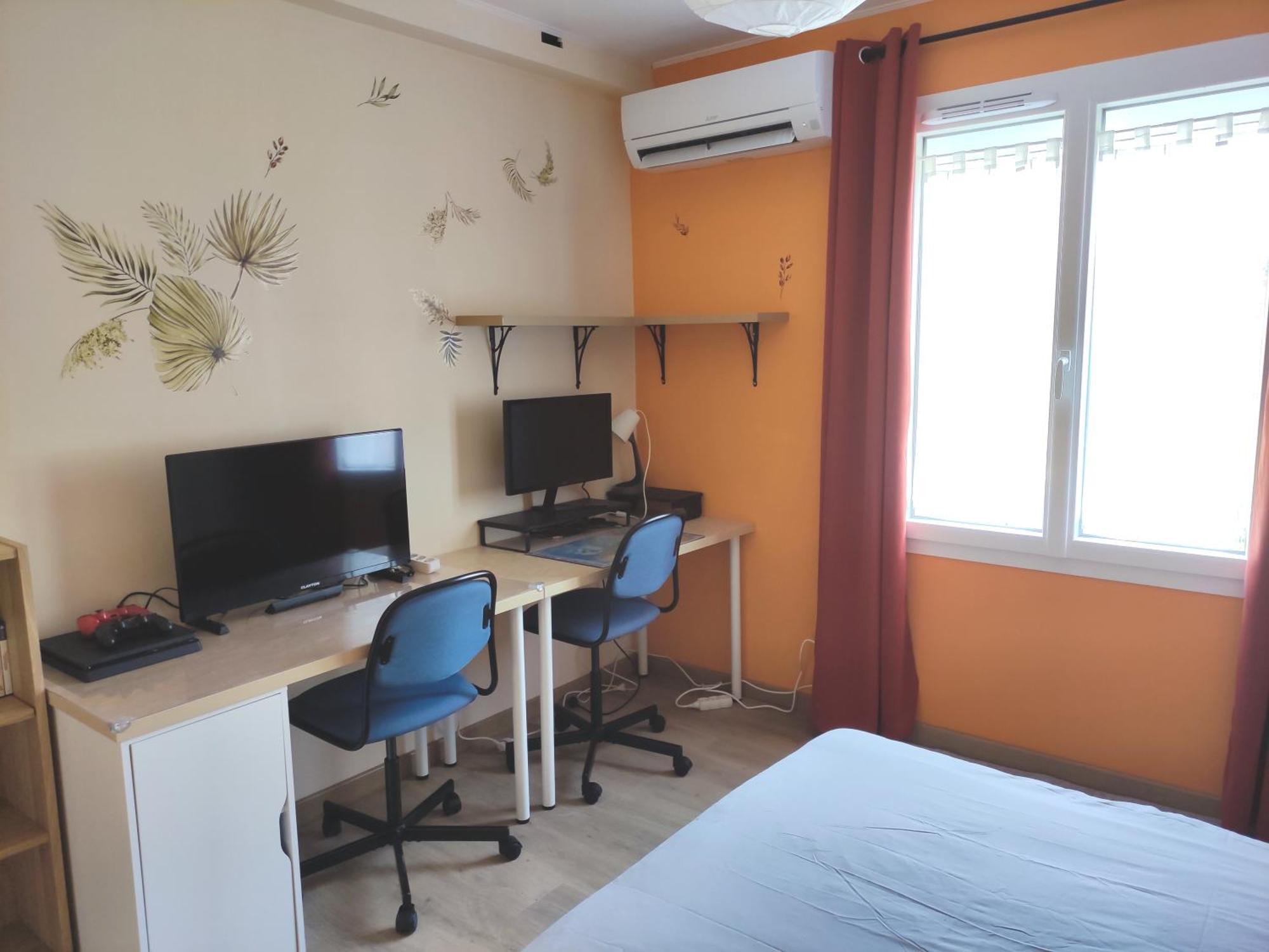 Le Jardin Des Rocailles - Villa 4 Chambres Climatisee Avec Piscine A Deux Pas D'Avignon Вильнёв-ле-Авиньон Экстерьер фото