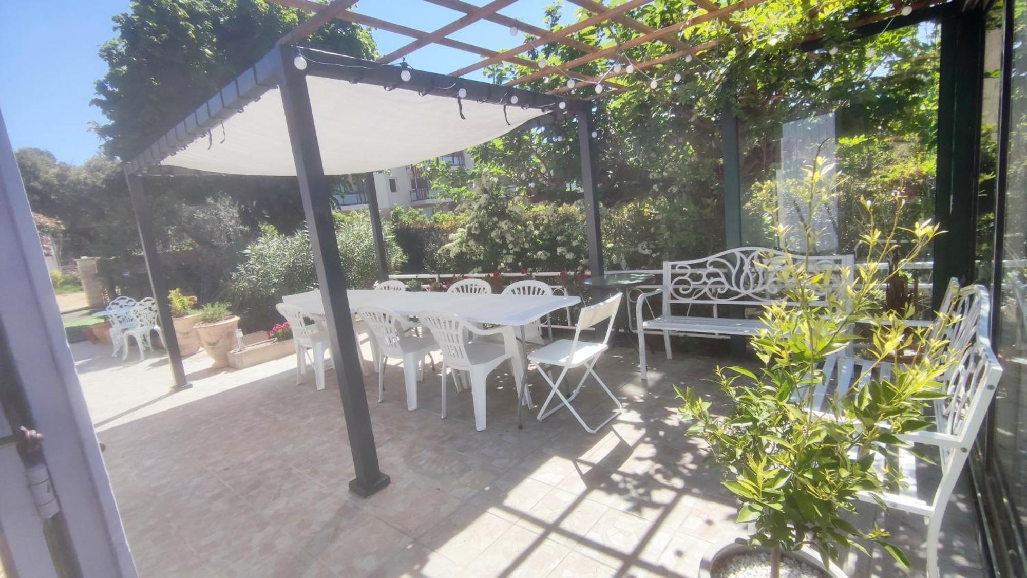 Le Jardin Des Rocailles - Villa 4 Chambres Climatisee Avec Piscine A Deux Pas D'Avignon Вильнёв-ле-Авиньон Экстерьер фото